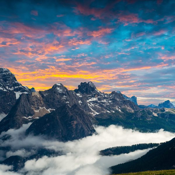 Famous,Italian,National,Park,Tre,Cime,Di,Lavaredo.,Dolomites,,South